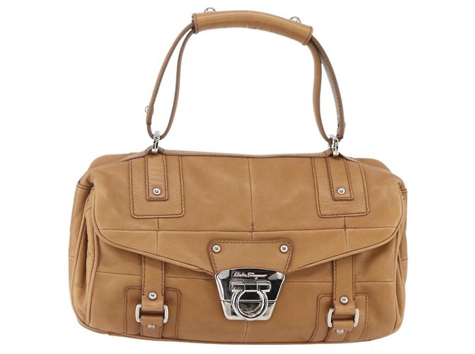 Borsa a mano Gancini in pelle marrone argento Auth 157129V di Salvatore Ferragamo - vista 13