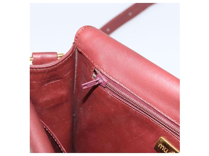 Cartier Borsa a Spalla Must Line in Pelle Bordeaux Oro Auth BA8699 D'oro Bordò - vista 21