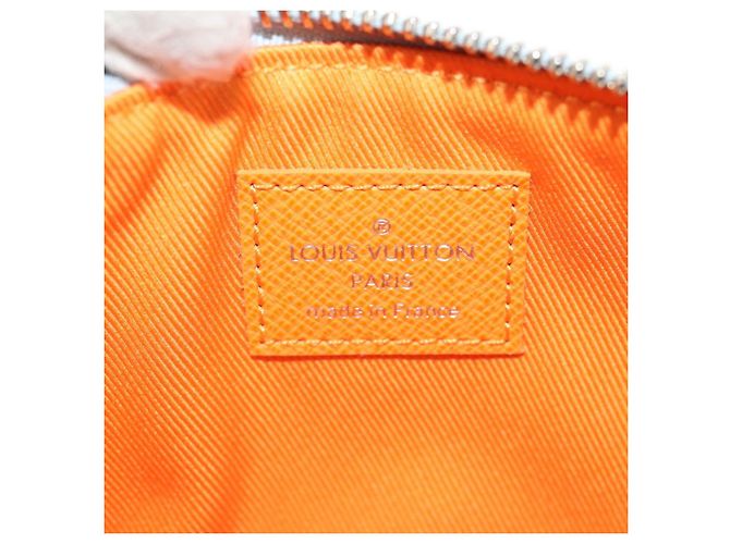 LOUIS VUITTON Pochette satellite Alpha Monogramma Argento M44178 LV Auth 156367M - vista 21