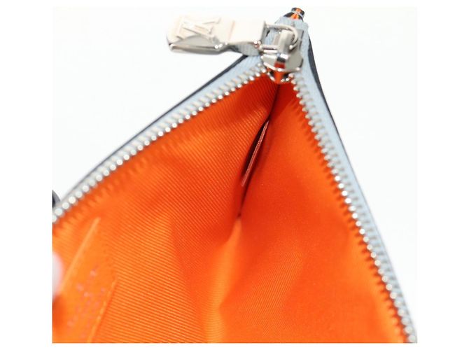 LOUIS VUITTON Pochette satellite Alpha Monogramma Argento M44178 LV Auth 156367M - vista 22
