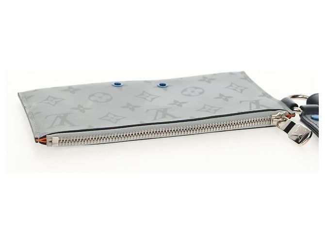 LOUIS VUITTON Pochette satellite Alpha Monogramma Argento M44178 LV Auth 156367M - vista 5