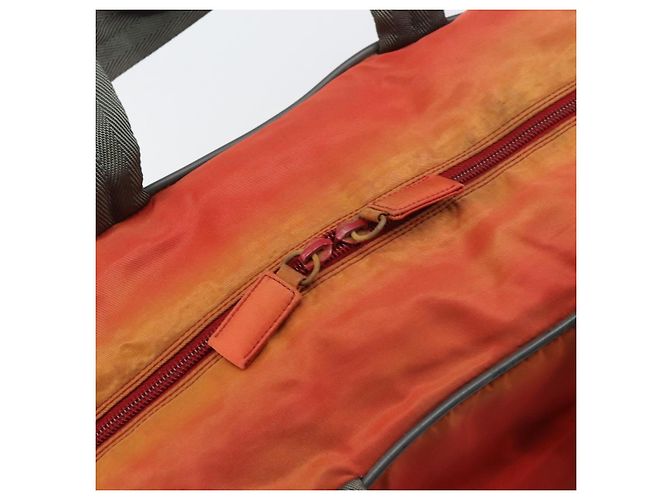 Prada Borsa Boston sportiva in nylon 2 in 1 rossa argento Auth 151448 Rosso - vista 17