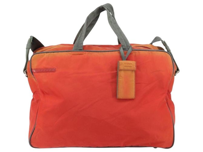 Prada Borsa Boston sportiva in nylon 2 in 1 rossa argento Auth 151448 Rosso - vista 2