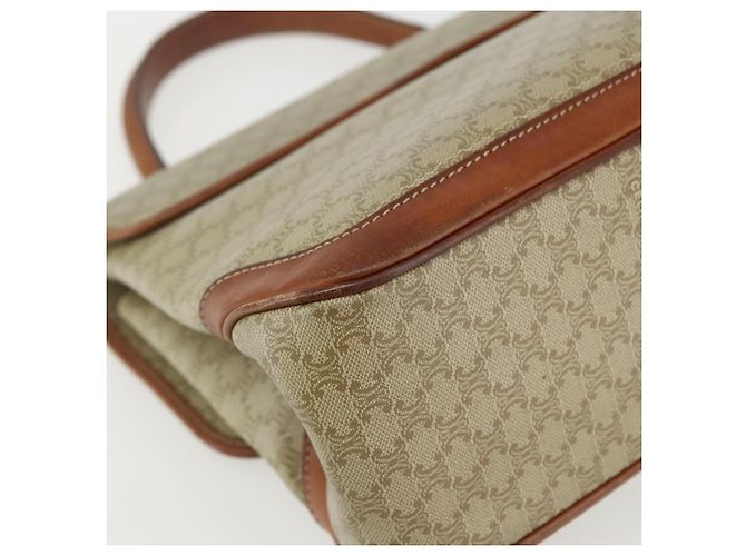 Céline Borsa a mano in tela Macadam CELINE PVC beige oro Auth bs31347 D'oro - vista 17