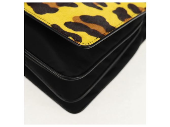 Borsa a spalla con catena PRADA in nylon giallo argento autentica ka595V - vista 18