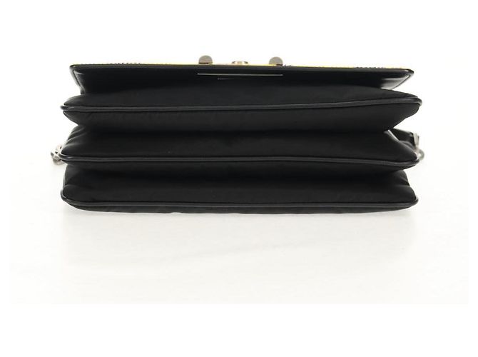 Borsa a spalla con catena PRADA in nylon giallo argento autentica ka595V - vista 5