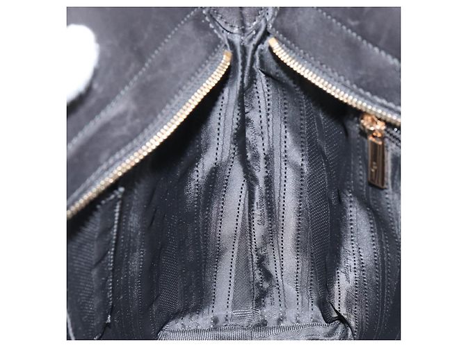 Borsa Tote Vala in pelle smaltata nera e oro Auth BA8230 di Salvatore Ferragamo Nero D'oro - vista 20