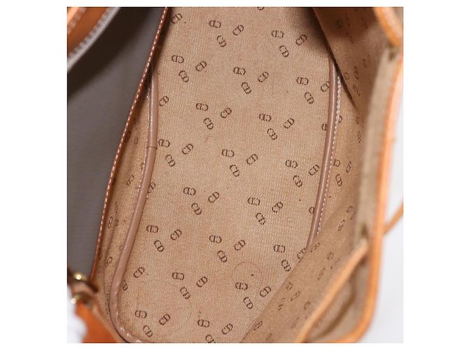 Borsa a Spalla Christian Dior in Pelle PVC Grigia Oro Auth ti3433 Marrone D'oro - vista 12