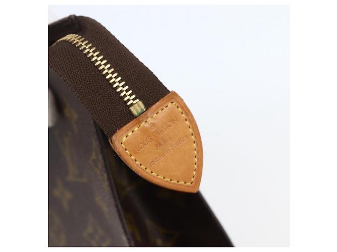LOUIS VUITTON Poche Toilette Monogram 26 M47542 LV Auth 145045 Monogramma - vista 8