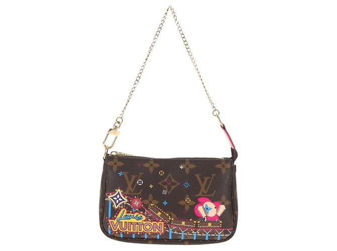 LOUIS VUITTON Monogram Vivienne Mini Pochette Accessori M69752 LV Auth 137149M Monogramma - vista 13