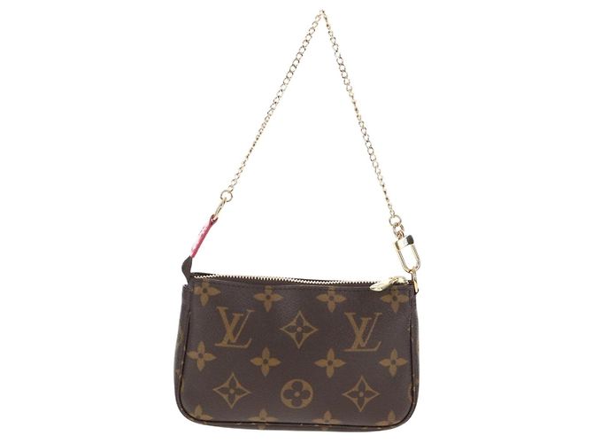LOUIS VUITTON Monogram Vivienne Mini Pochette Accessori M69752 LV Auth 137149M Monogramma - vista 2