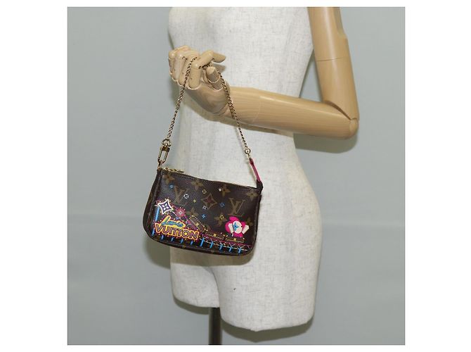 LOUIS VUITTON Monogram Vivienne Mini Pochette Accessori M69752 LV Auth 137149M Monogramma - vista 22