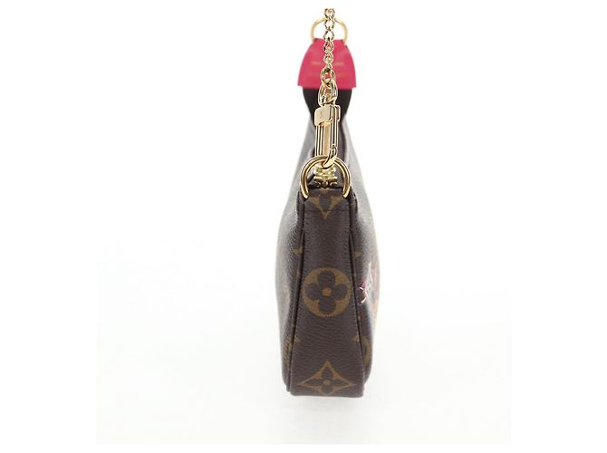 LOUIS VUITTON Monogram Vivienne Mini Pochette Accessori M69752 LV Auth 137149M Monogramma - vista 4