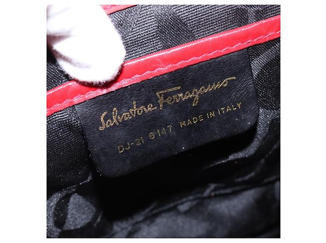 Zaino Vala in pelle rossa e oro Auth 145505 di Salvatore Ferragamo Rosso D'oro - vista 12