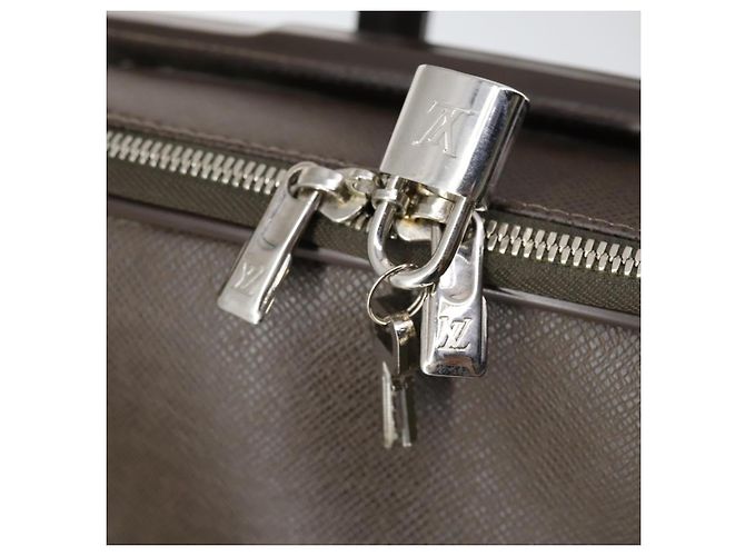 LOUIS VUITTON Valigia Taiga Pegas 45 Grizzly M23314 LV Auth ki6093 Marrone - vista 21