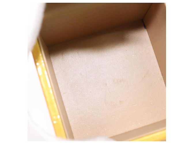 LOUIS VUITTON Pochette Cosmetica Monogram Vernis Bleecker Beige M91002 Auth SW1727 - vista 11