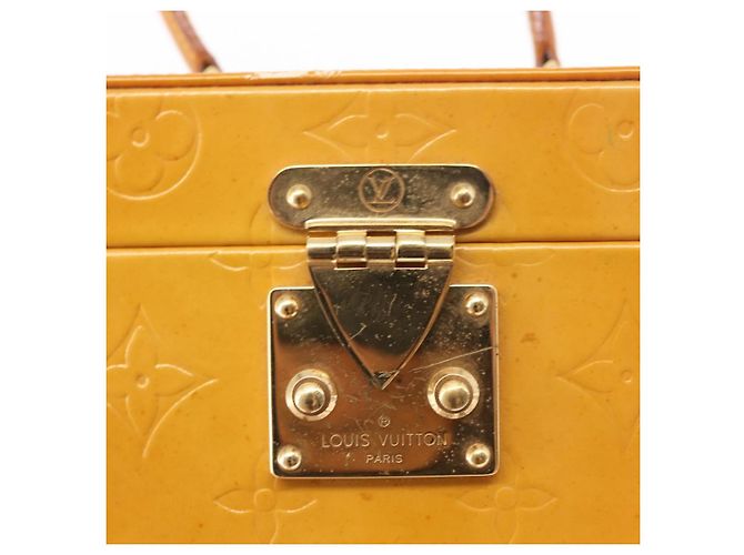 LOUIS VUITTON Pochette Cosmetica Monogram Vernis Bleecker Beige M91002 Auth SW1727 - vista 18