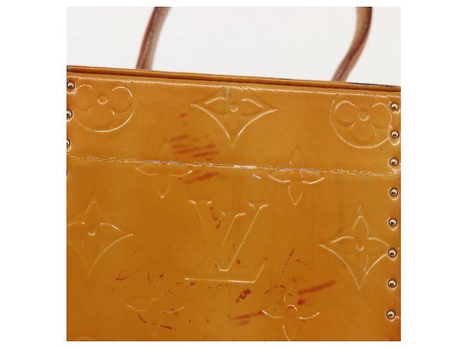 LOUIS VUITTON Pochette Cosmetica Monogram Vernis Bleecker Beige M91002 Auth SW1727 - vista 3
