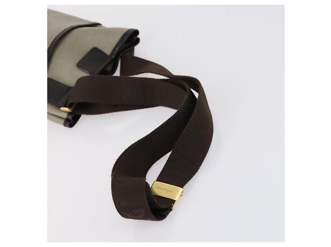 Bolsa de Ombro Salvatore Ferragamo PVC Nylon 2 Conjunto Bege Preto Auth 121346 - vista 13