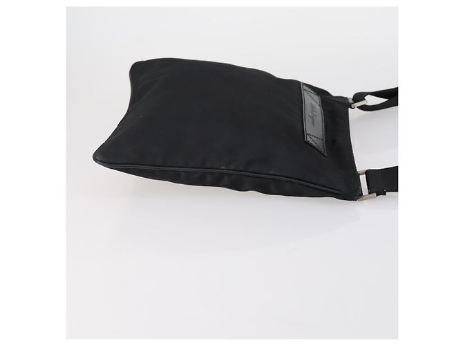 Bolsa de Ombro Salvatore Ferragamo PVC Nylon 2 Conjunto Bege Preto Auth 121346 - vista 4