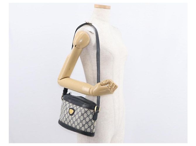 Gucci Borsa a spalla GG Supreme in PVC pelle blu navy oro Auth 152361 D'oro - vista 20
