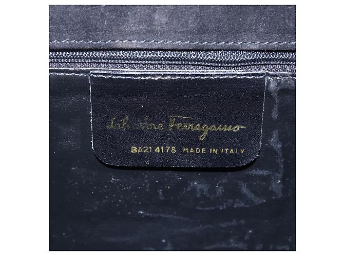 Borsa a Mano Vala in Camoscio Salvatore Ferragamo 2 in 1 Nero Oro Auth 147079 D'oro - vista 12
