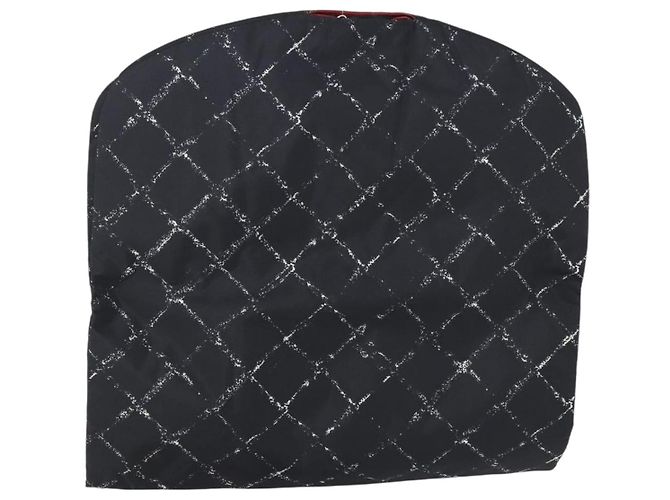 CHANEL Línea de Viaje Funda de Ropa Nylon Negro CC Auth bs30653 - vista 2