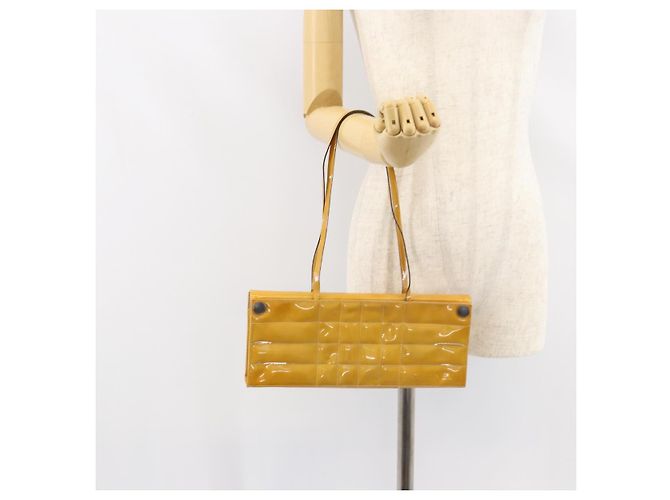 CHANEL Borsa a Spalla Choco Bar Smalto Giallo CC Auth 152372 - vista 23
