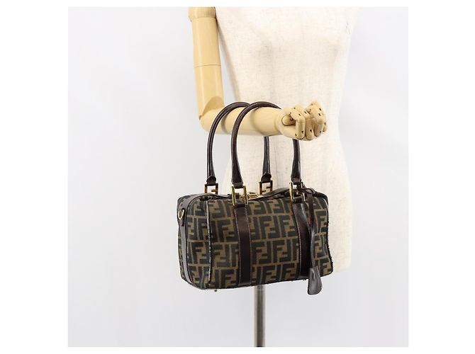 Bolsa de mão em canvas Zucca FENDI preta e marrom Auth 149263 Preto - vista 26