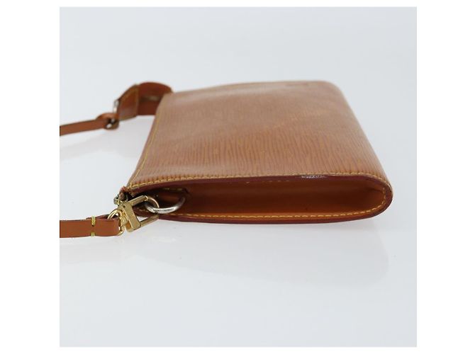 LOUIS VUITTON Epi Pochette Accesorios Pouch Marrón M52953 Auth 152133 Castaño - vista 4