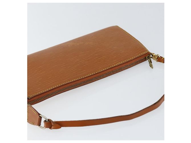 LOUIS VUITTON Epi Pochette Accesorios Pouch Marrón M52953 Auth 152133 Castaño - vista 6