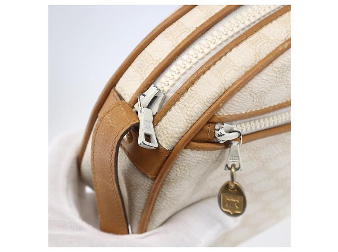 Céline Bolsa de ombro em lona Macadam CELINE em couro PVC branco e dourado Auth 152580 - vista 15