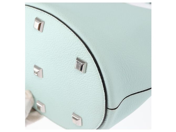 Salvatore Ferragamo Borsa a Spalla Gancini in Pelle Azzurro Chiaro Argento Auth 153957 Blu chiaro - vista 17