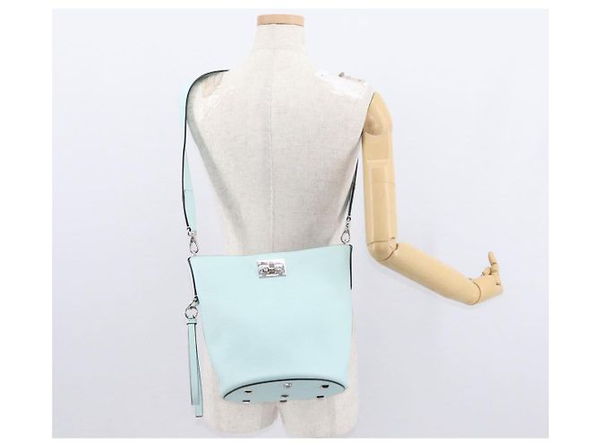 Salvatore Ferragamo Borsa a Spalla Gancini in Pelle Azzurro Chiaro Argento Auth 153957 Blu chiaro - vista 24