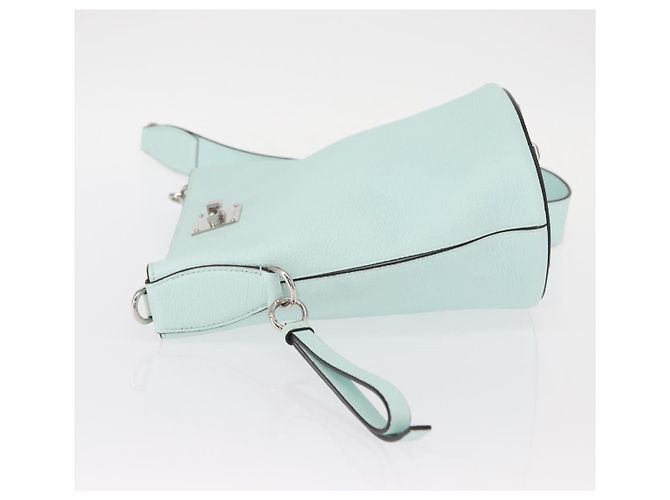 Salvatore Ferragamo Borsa a Spalla Gancini in Pelle Azzurro Chiaro Argento Auth 153957 Blu chiaro - vista 5