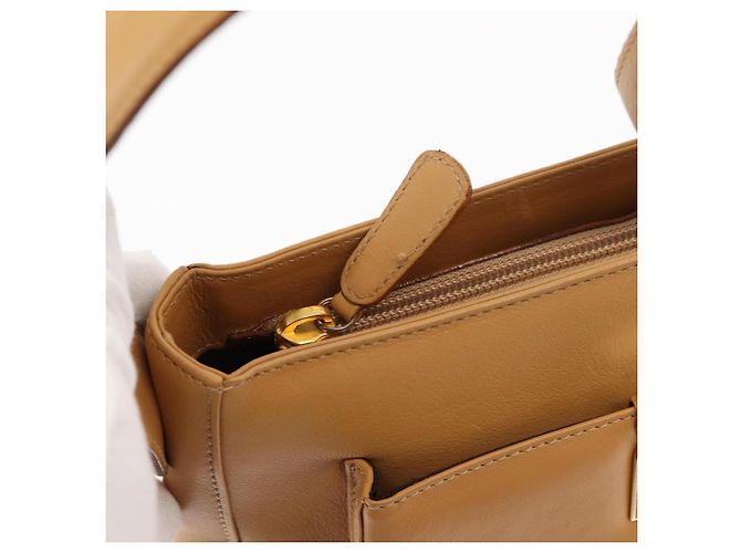 Borsa a Spalla Salvatore Ferragamo in Pelle Beige Oro Auth gh1110 D'oro - vista 10