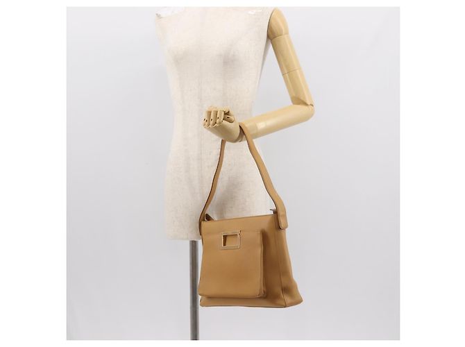 Borsa a Spalla Salvatore Ferragamo in Pelle Beige Oro Auth gh1110 D'oro - vista 21