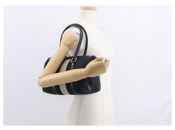 Borsa a mano in tela GG Gucci Nera Argento 000 0851 3754 Auth 155656 Nero - vista 24