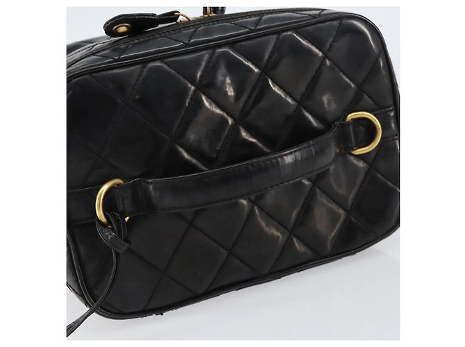Vanity CHANEL Pochette Matelassé Smalto Nero Oro CC Auth bs31398 D'oro - vista 7
