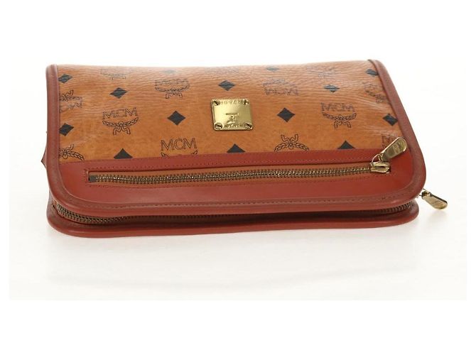 MCM Logogram Vicetos Bolso Clutch de PVC Cuero Marrón Dorado Auth am9844V - vista 6