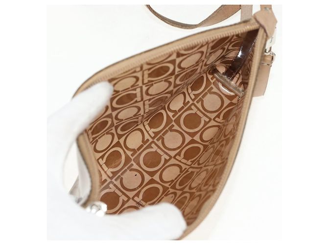 Bolso Tote Gancini de Vinilo Marrón Plata de Salvatore Ferragamo Auth bs29993 - vista 20