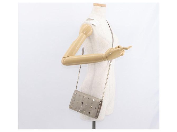 Borsa a spalla in pelle beige e argento con borchie a stella Jimmy Choo Auth bs30998 - vista 22