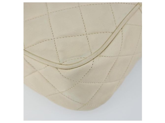 CHANEL Borsa a Spalla Matelassé in Pelle di Agnello Beige Oro CC Auth BA8033 D'oro - vista 15