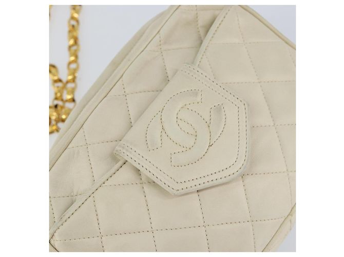 CHANEL Borsa a Spalla Matelassé in Pelle di Agnello Beige Oro CC Auth BA8033 D'oro - vista 18