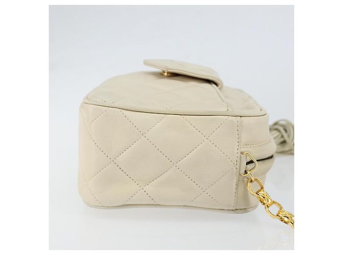 CHANEL Borsa a Spalla Matelassé in Pelle di Agnello Beige Oro CC Auth BA8033 D'oro - vista 3