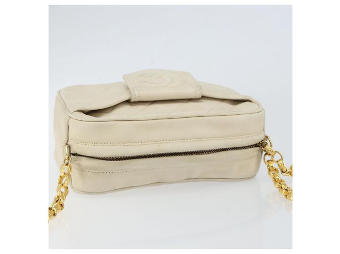 CHANEL Borsa a Spalla Matelassé in Pelle di Agnello Beige Oro CC Auth BA8033 D'oro - vista 6