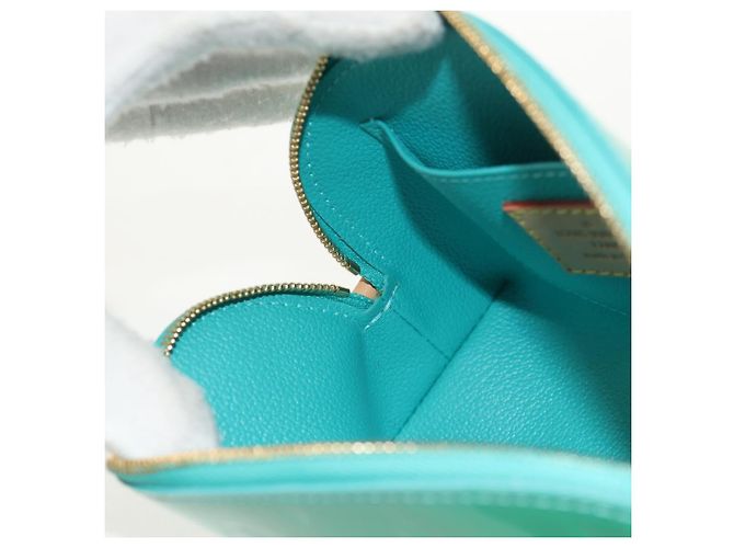 LOUIS VUITTON Pochette Cosmetica Vernis Blu Lagon M91747 LV Auth 152671V - vista 18