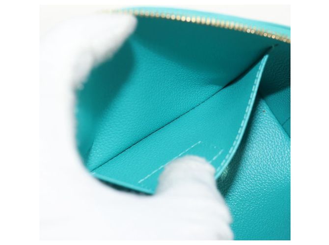 LOUIS VUITTON Pochette Cosmetica Vernis Blu Lagon M91747 LV Auth 152671V - vista 19