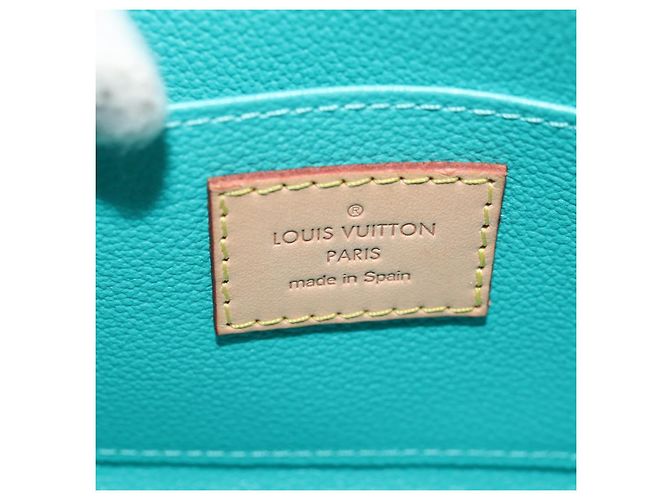 LOUIS VUITTON Pochette Cosmetica Vernis Blu Lagon M91747 LV Auth 152671V - vista 9