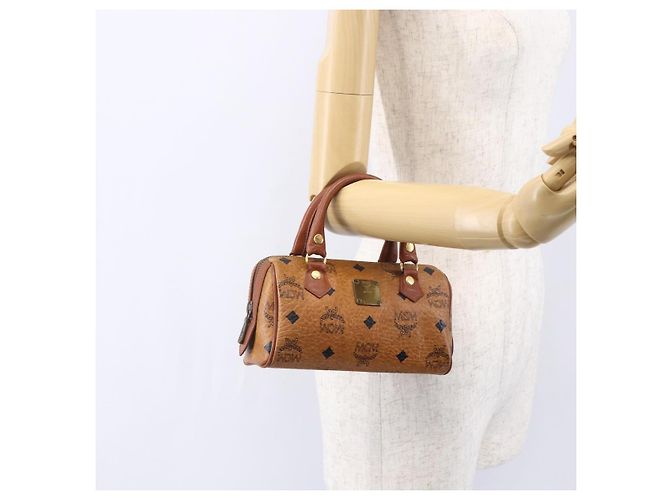Borsa Boston Mini Vicetos Logogram MCM in pelle PVC 2 in 1 marrone oro Auth gh1320 D'oro - vista 19